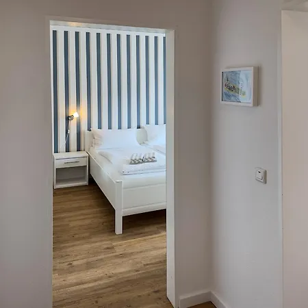 Haus Therese *fewo 12* Апартаменты Витдюн
