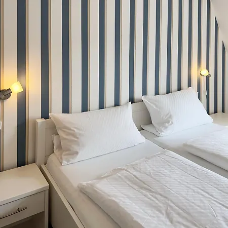 Haus Therese *fewo 12* Апартаменты *