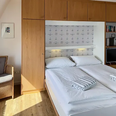 Haus Therese *fewo 12* * Витдюн