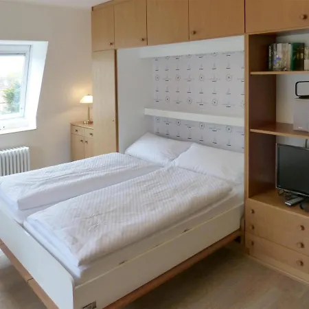 Haus Therese *fewo 12* 아파트 Wittdün